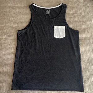 Men’s Oakley Tank
